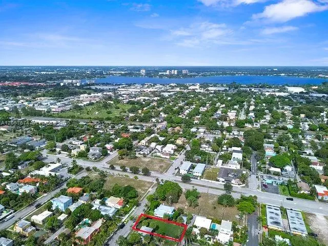 531 31st St West Palm Beach, FL 33407