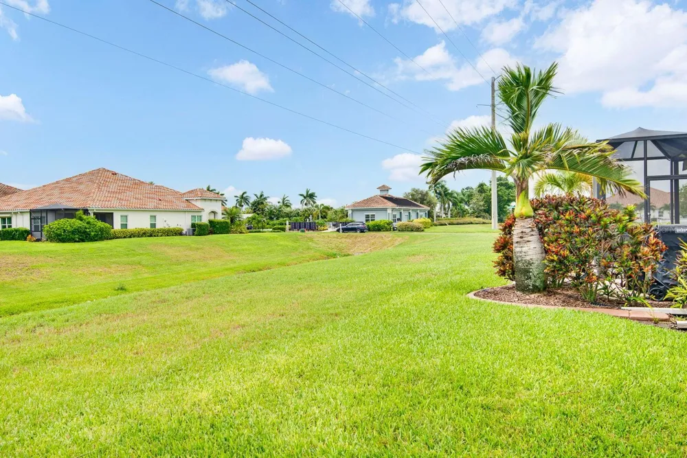 1418 CALLE GRAND STREET Bradenton, FL 34209