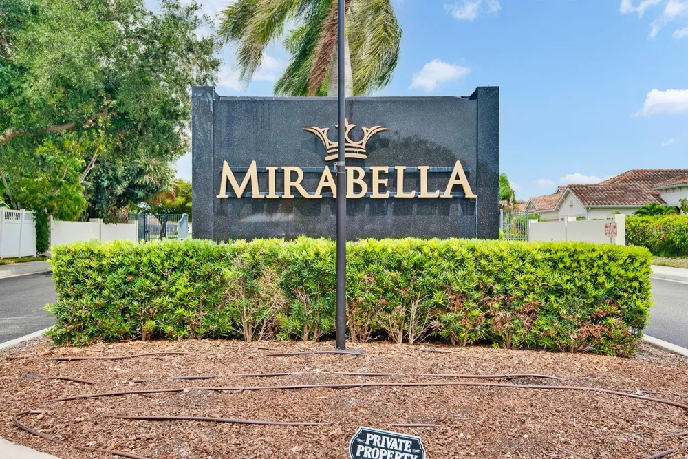 1418 CALLE GRAND STREET Bradenton, FL 34209
