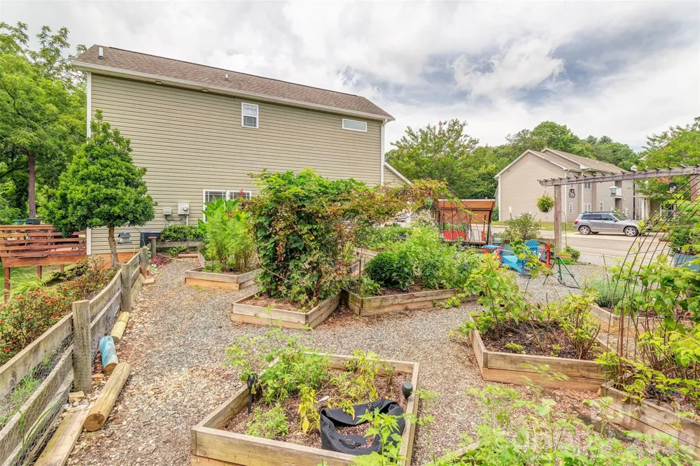 15 Mill Creek Loop #C Asheville, NC 28806