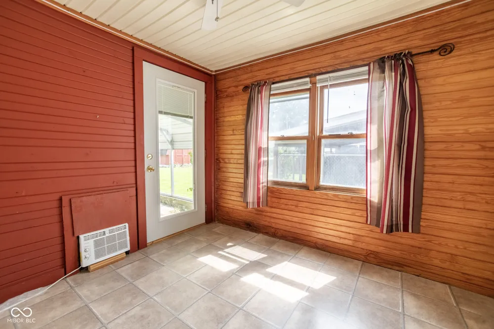 19 Hicks Street North Vernon, IN 47265