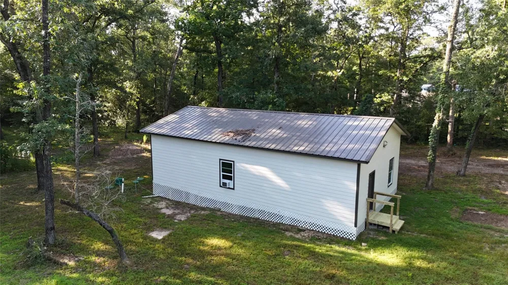 49 Pine Oak Lane Huntsville, TX 77340
