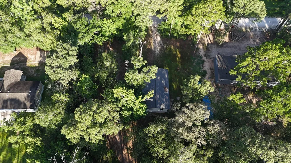 49 Pine Oak Lane Huntsville, TX 77340