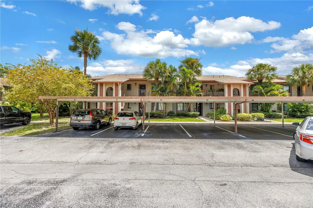 723 83RD AVENUE #102 St Petersburg, FL 33702