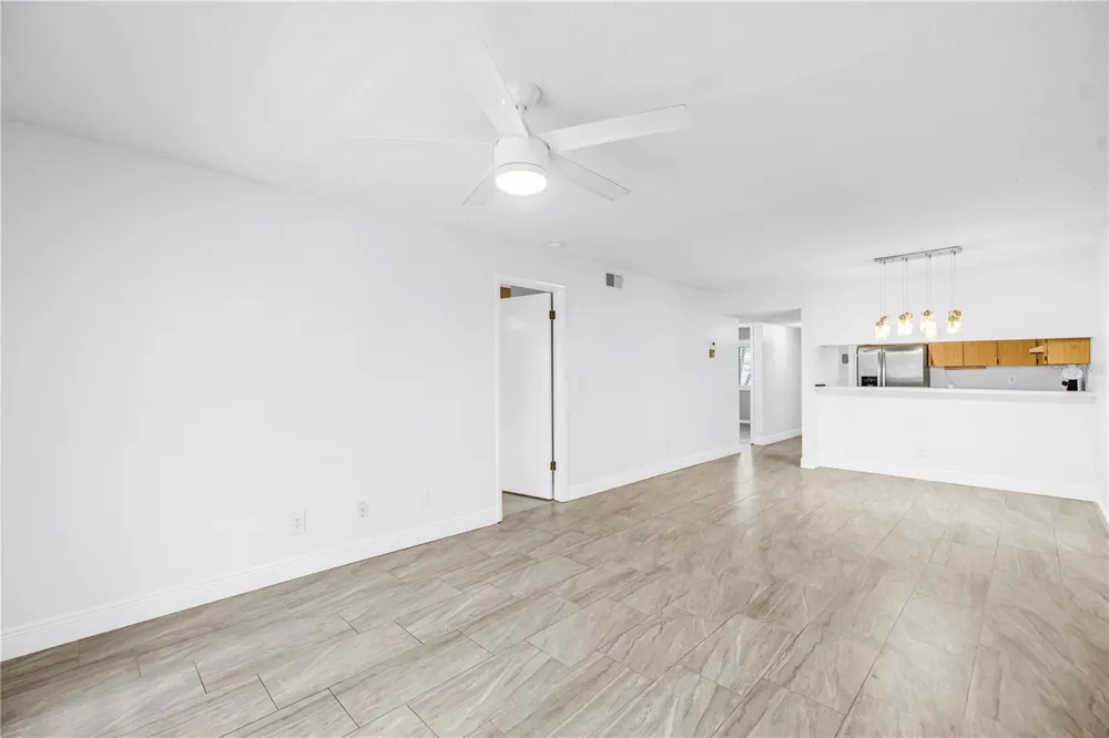 723 83RD AVENUE #102 St Petersburg, FL 33702