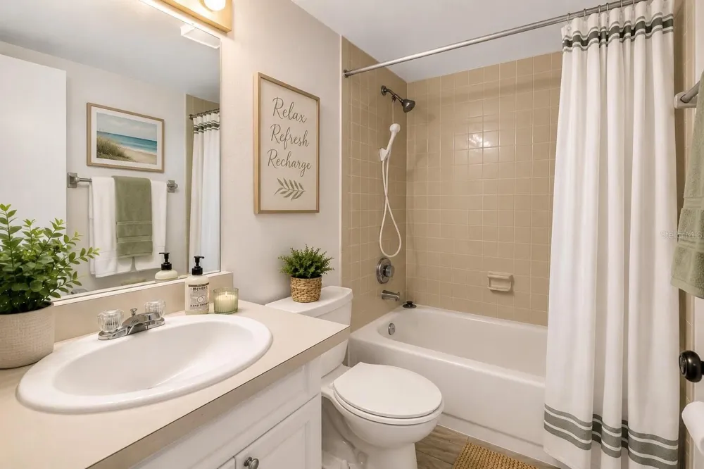 723 83RD AVENUE #102 St Petersburg, FL 33702
