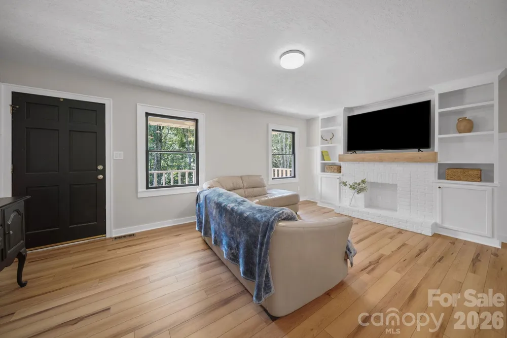 6643 Wards Gap Road Casar, NC 28020