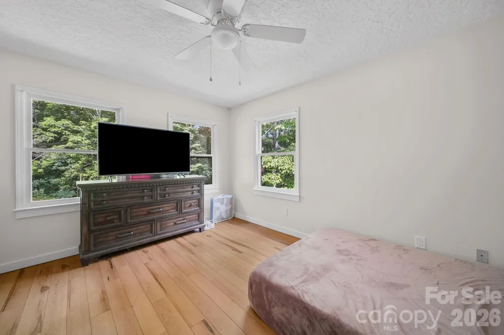 6643 Wards Gap Road Casar, NC 28020