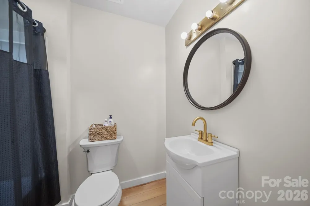 6643 Wards Gap Road Casar, NC 28020