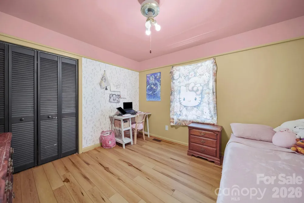 6643 Wards Gap Road Casar, NC 28020