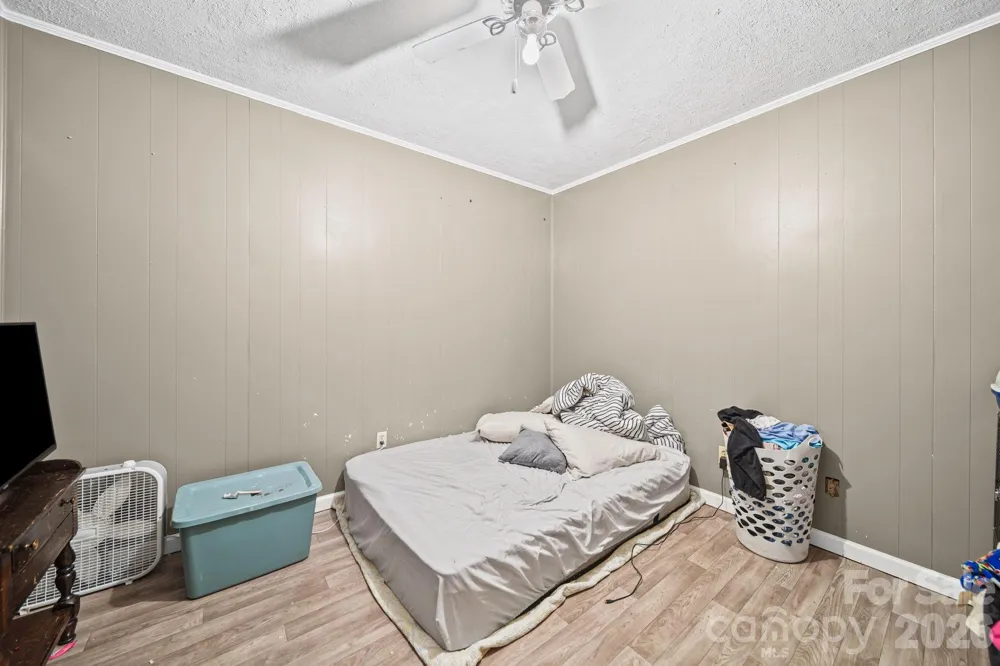6643 Wards Gap Road Casar, NC 28020