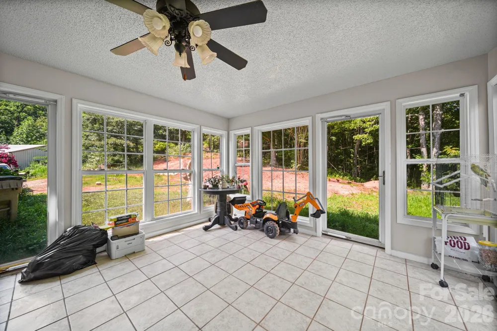6643 Wards Gap Road Casar, NC 28020