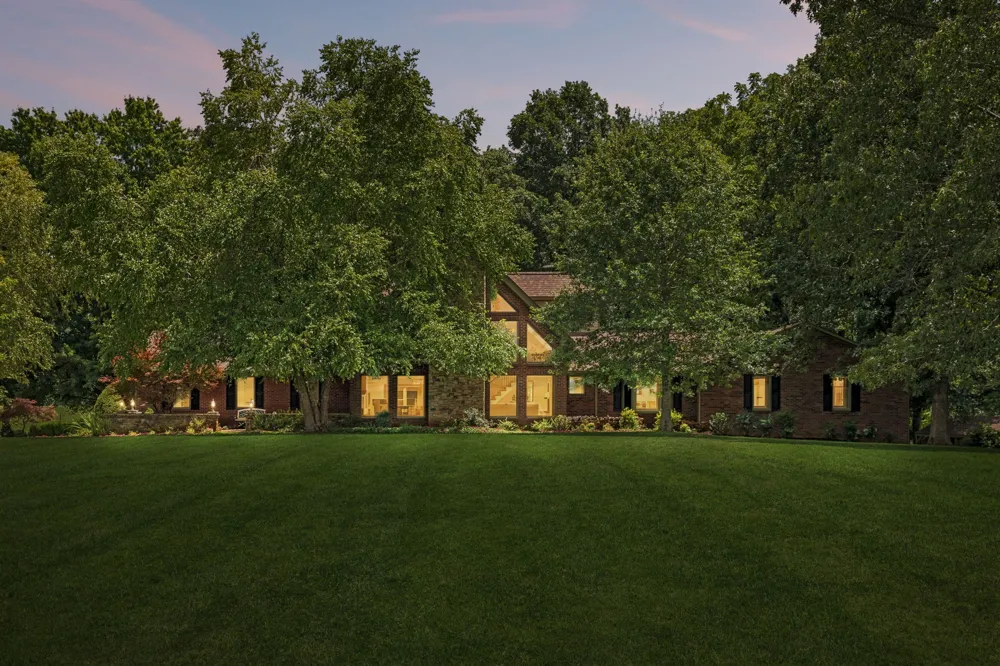 3225 Pinson School Rd Greenbrier, TN 37073