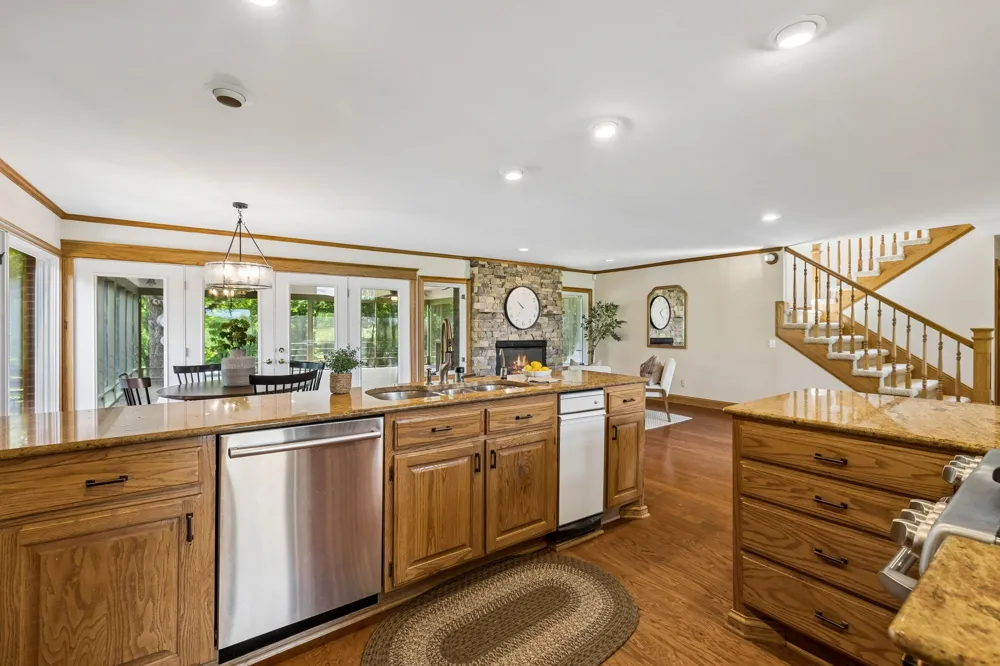 3225 Pinson School Rd Greenbrier, TN 37073