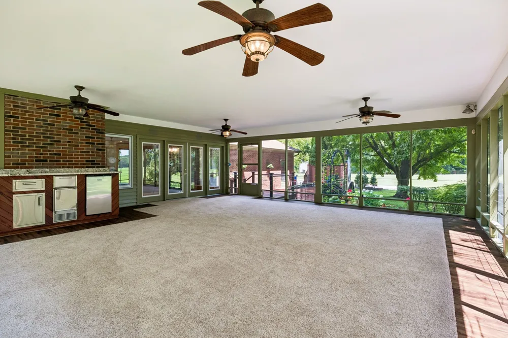 3225 Pinson School Rd Greenbrier, TN 37073