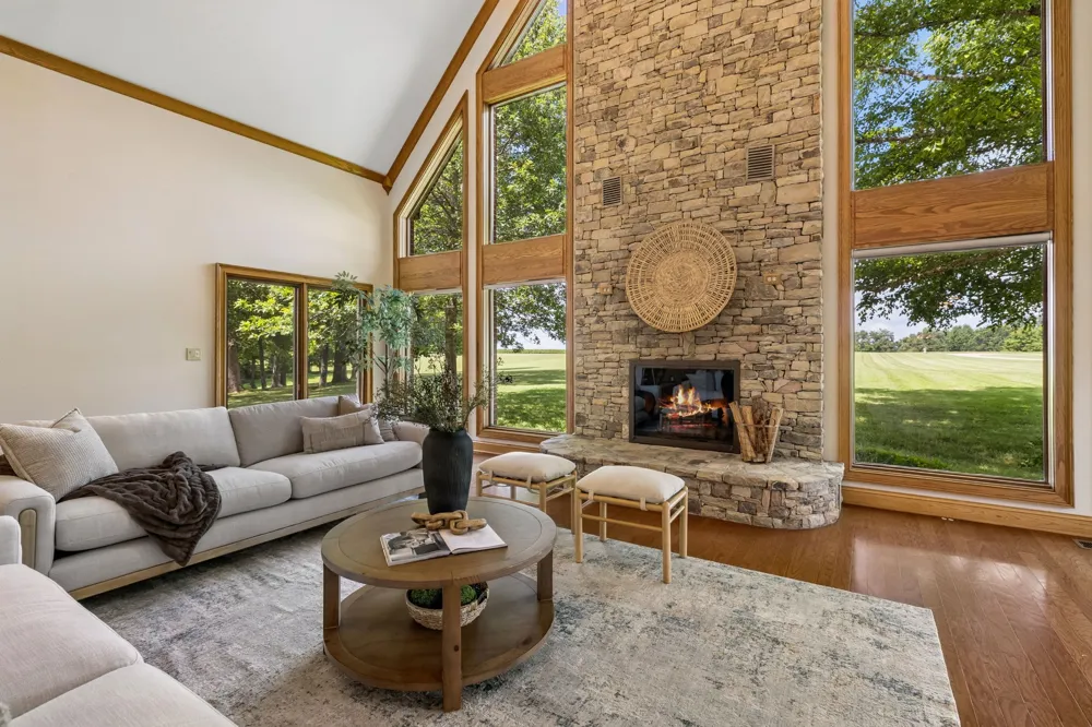 3225 Pinson School Rd Greenbrier, TN 37073