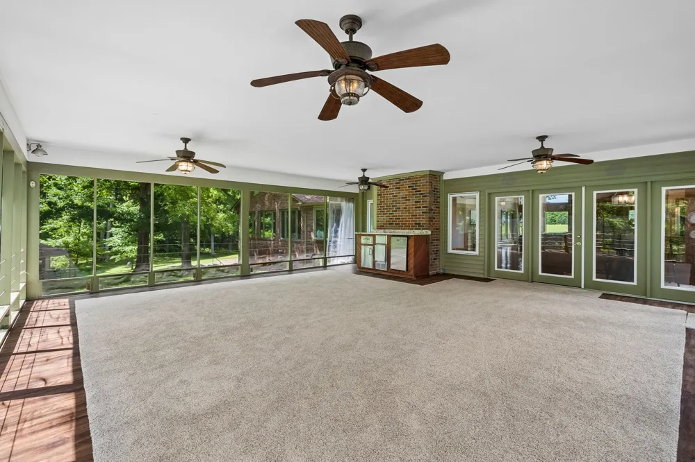 3225 Pinson School Rd Greenbrier, TN 37073