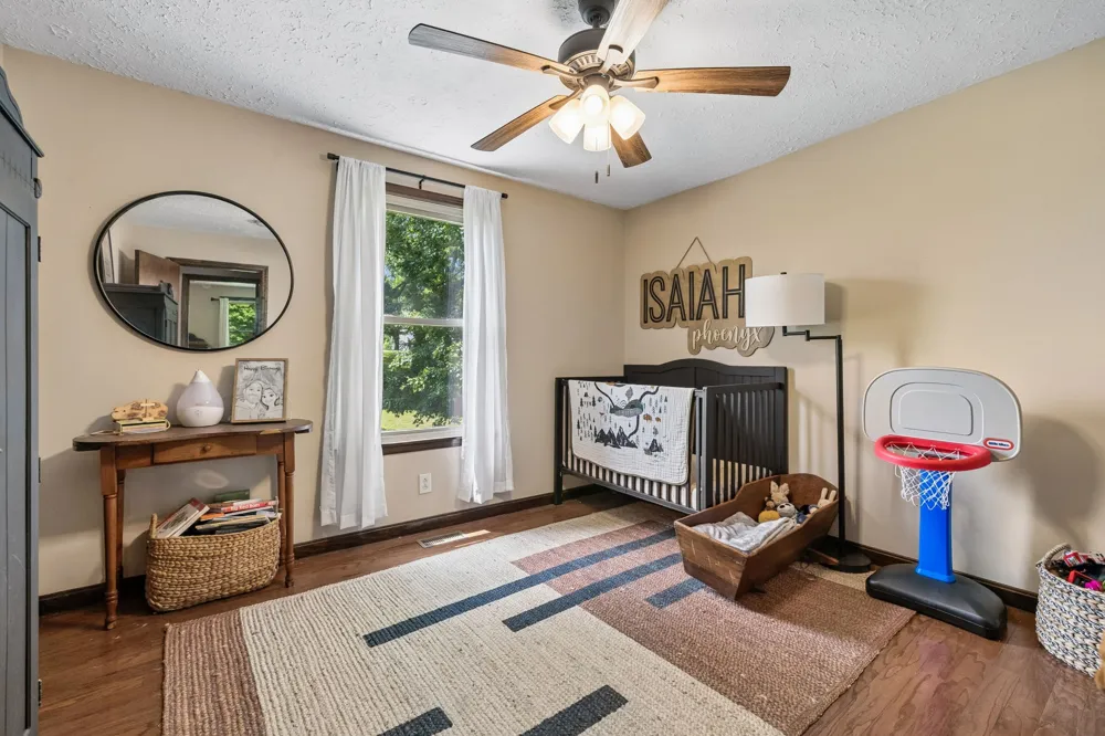 3225 Pinson School Rd Greenbrier, TN 37073