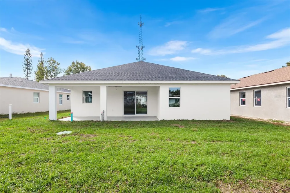 2519 AVENUE E SW Winter Haven, FL 33880