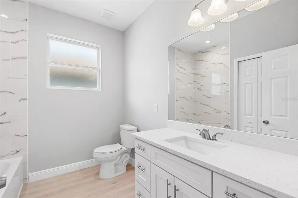 2519 AVENUE E SW Winter Haven, FL 33880