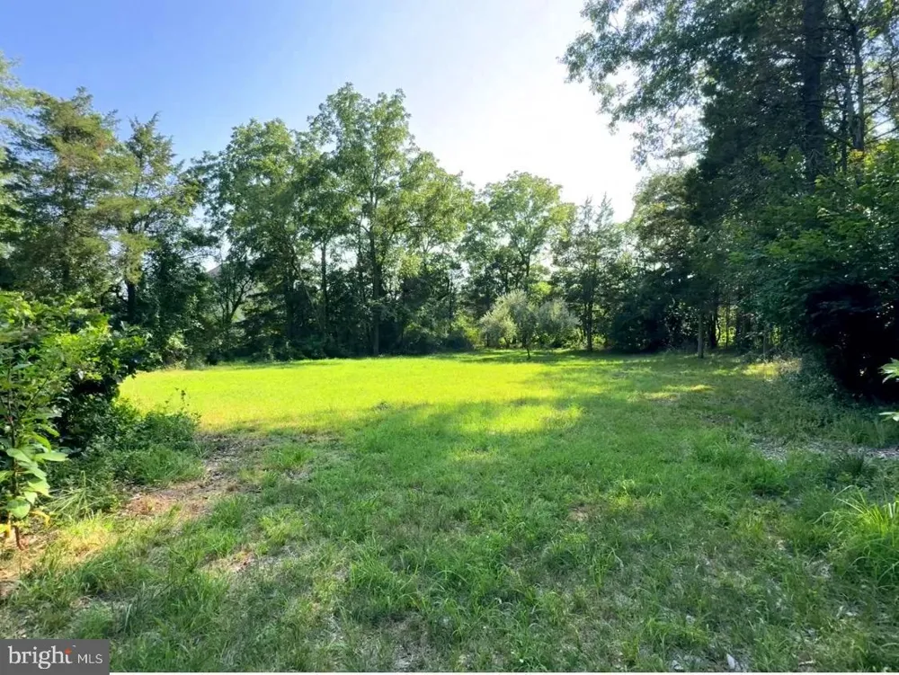 2425 NEWCOMBTOWN ROAD Millville, NJ 08332