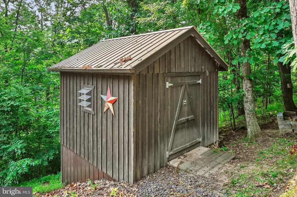 86 BROWNS CHURCH ROAD Schuylkill Haven, PA 17972