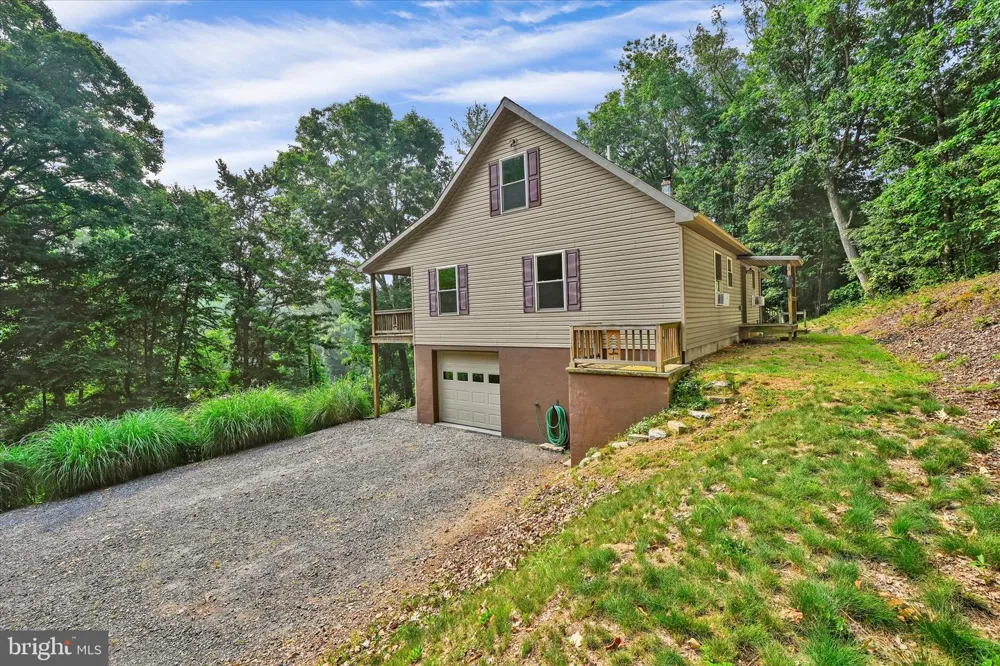 86 BROWNS CHURCH ROAD Schuylkill Haven, PA 17972