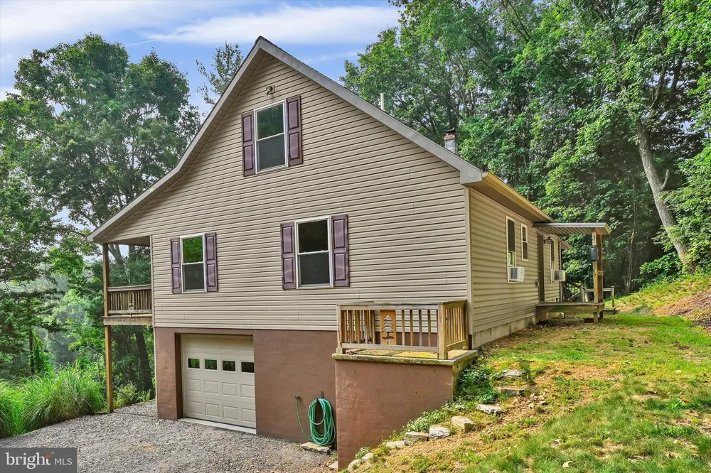86 BROWNS CHURCH ROAD Schuylkill Haven, PA 17972