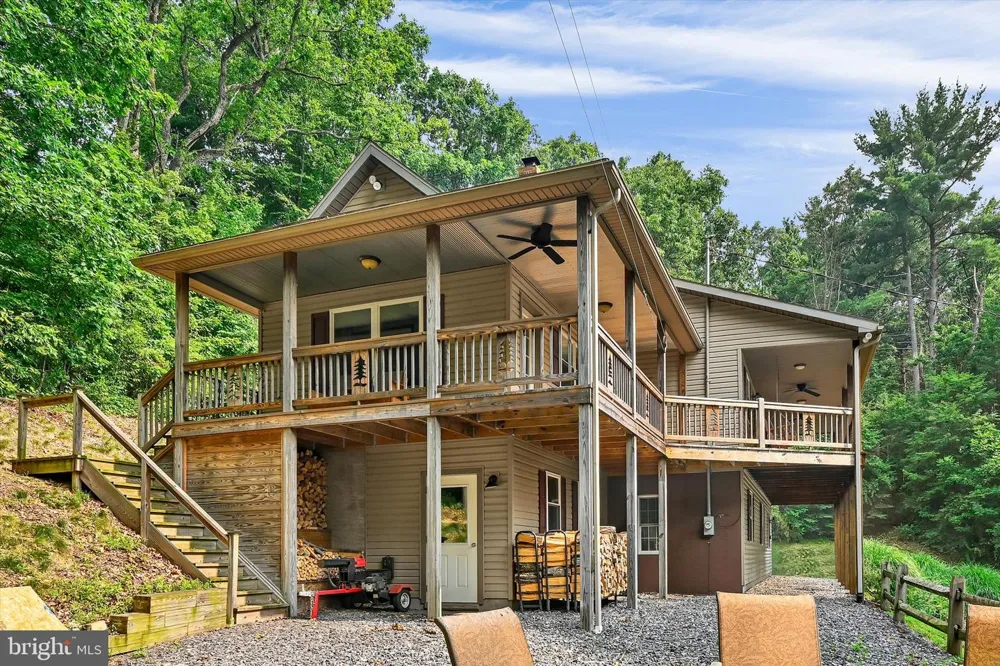 86 BROWNS CHURCH ROAD Schuylkill Haven, PA 17972