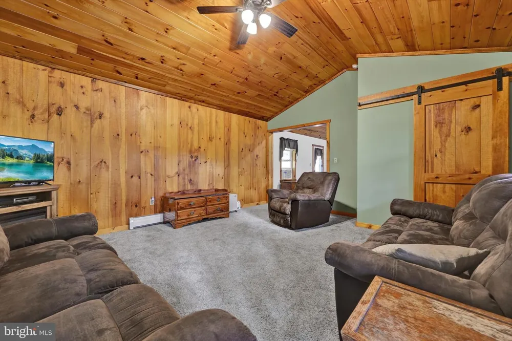 86 BROWNS CHURCH ROAD Schuylkill Haven, PA 17972