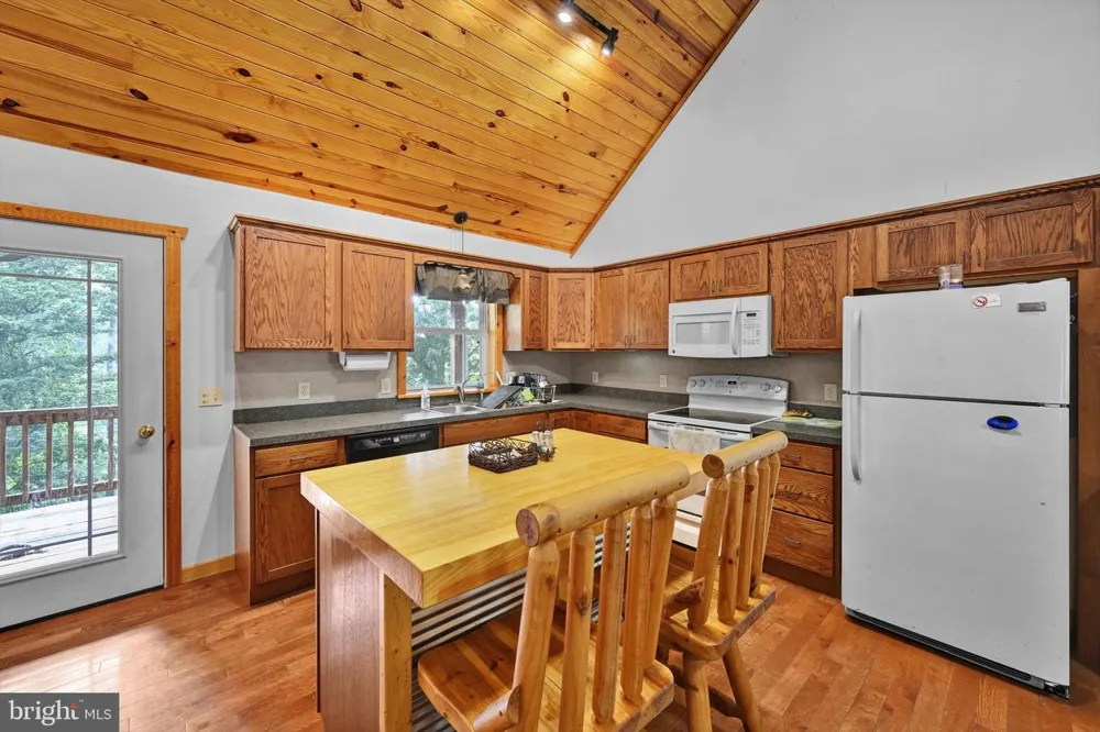 86 BROWNS CHURCH ROAD Schuylkill Haven, PA 17972