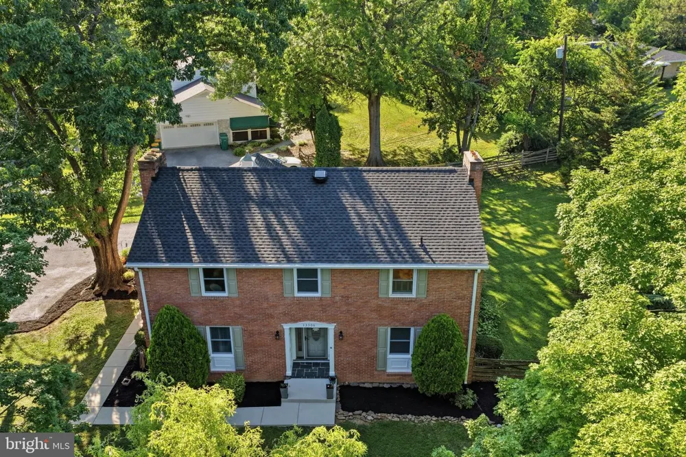 13306 FAIRGREEN CIRCLE Hagerstown, MD 21742