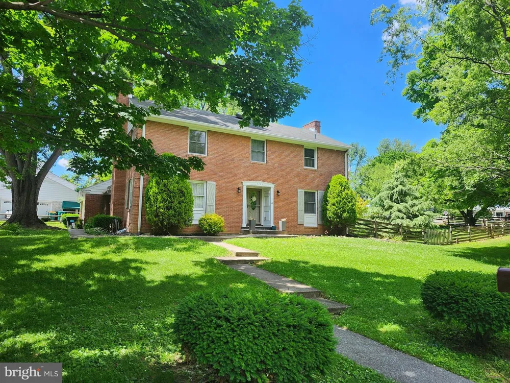 13306 FAIRGREEN CIRCLE Hagerstown, MD 21742