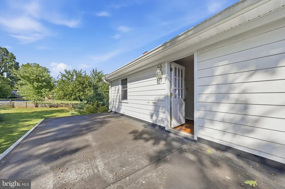 13306 FAIRGREEN CIRCLE Hagerstown, MD 21742