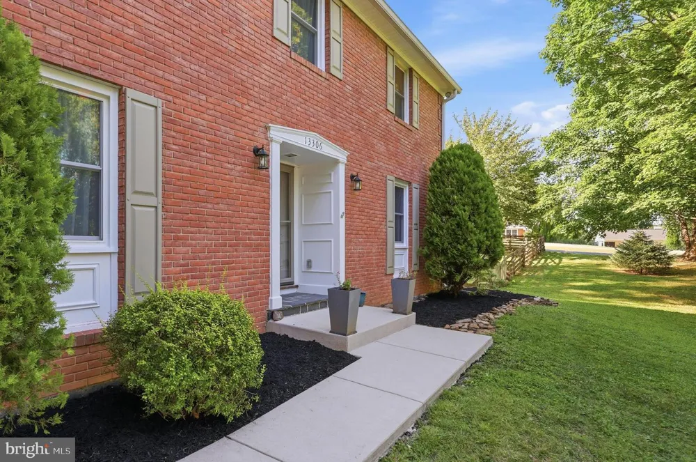 13306 FAIRGREEN CIRCLE Hagerstown, MD 21742