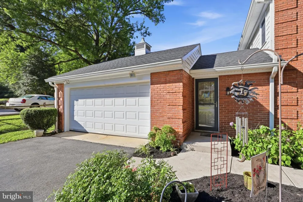 13306 FAIRGREEN CIRCLE Hagerstown, MD 21742