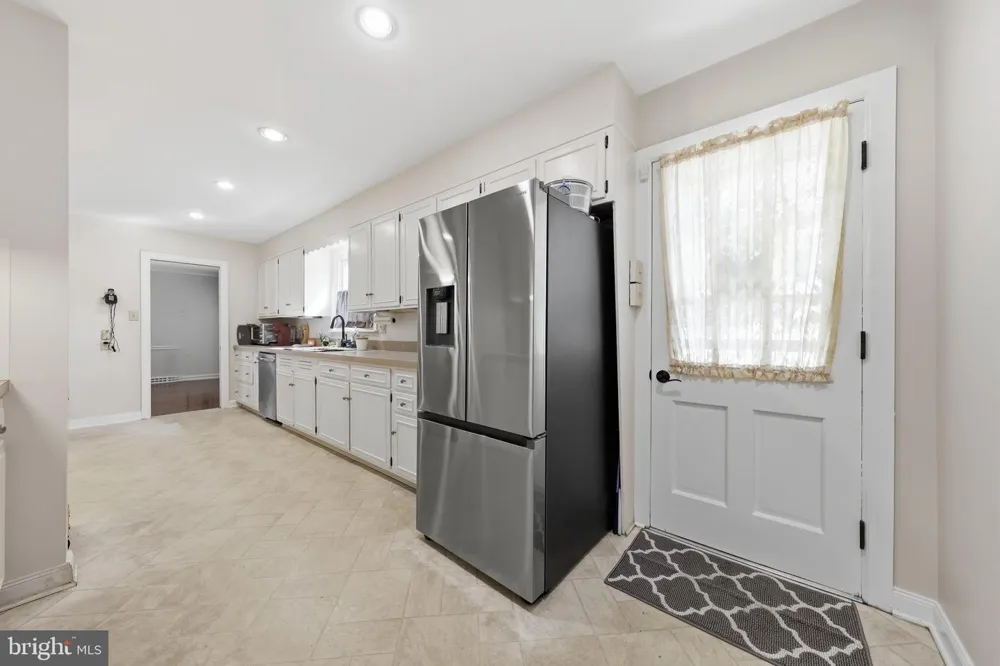 13306 FAIRGREEN CIRCLE Hagerstown, MD 21742