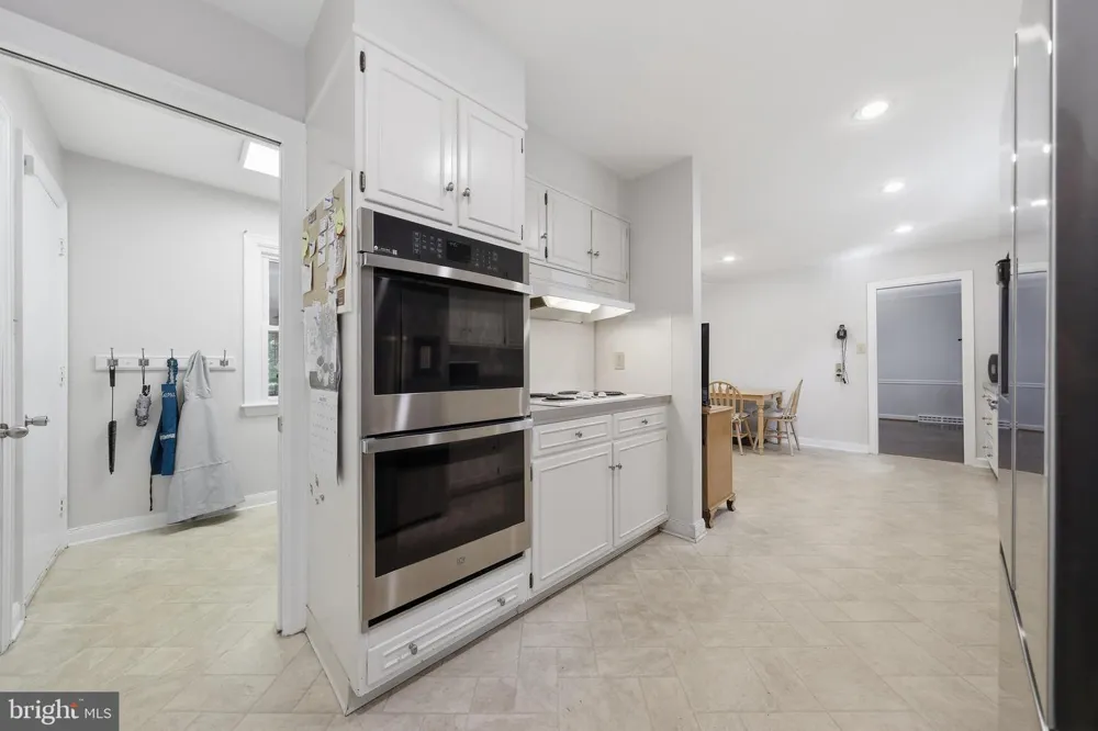 13306 FAIRGREEN CIRCLE Hagerstown, MD 21742