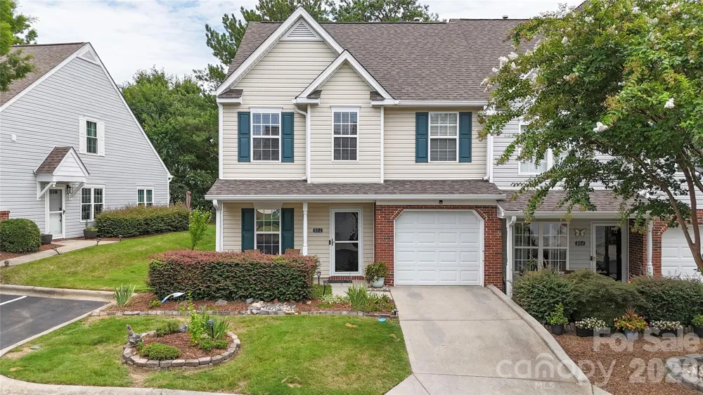 806 Rock Lake Glen Fort Mill, SC 29715