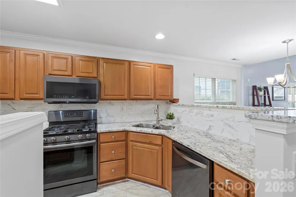806 Rock Lake Glen Fort Mill, SC 29715