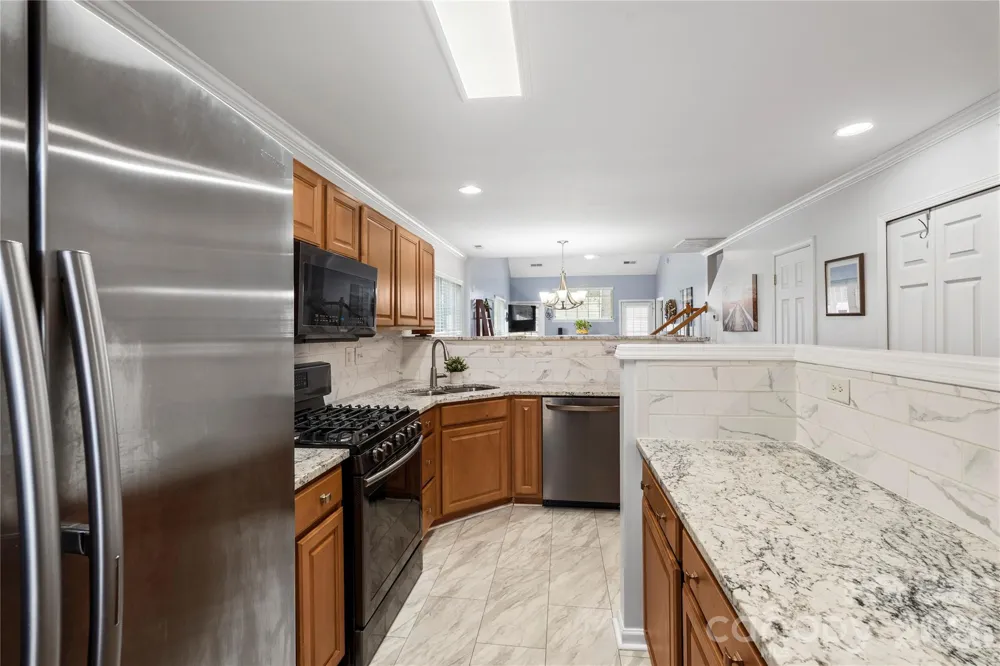 806 Rock Lake Glen Fort Mill, SC 29715