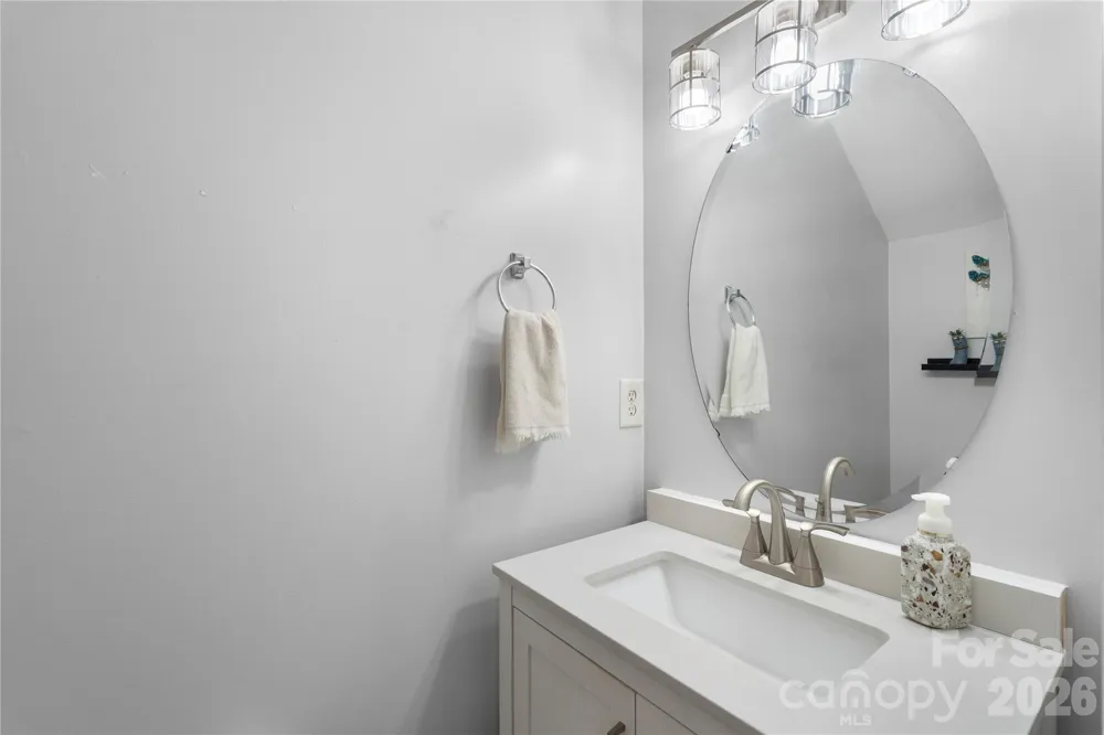 806 Rock Lake Glen Fort Mill, SC 29715