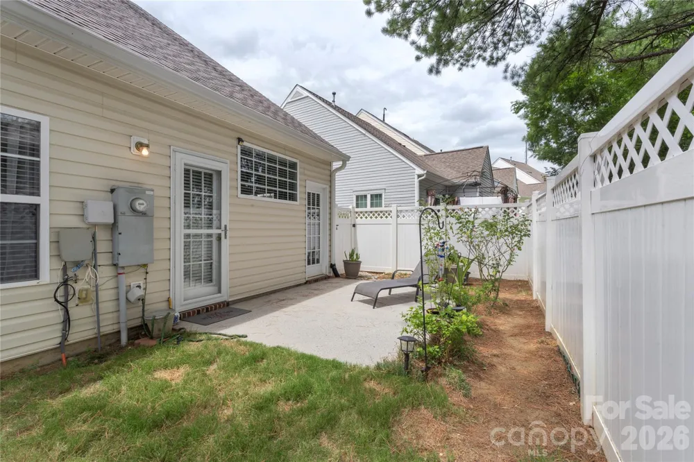806 Rock Lake Glen Fort Mill, SC 29715