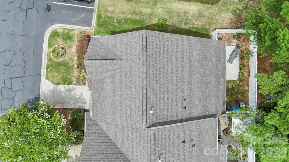 806 Rock Lake Glen Fort Mill, SC 29715