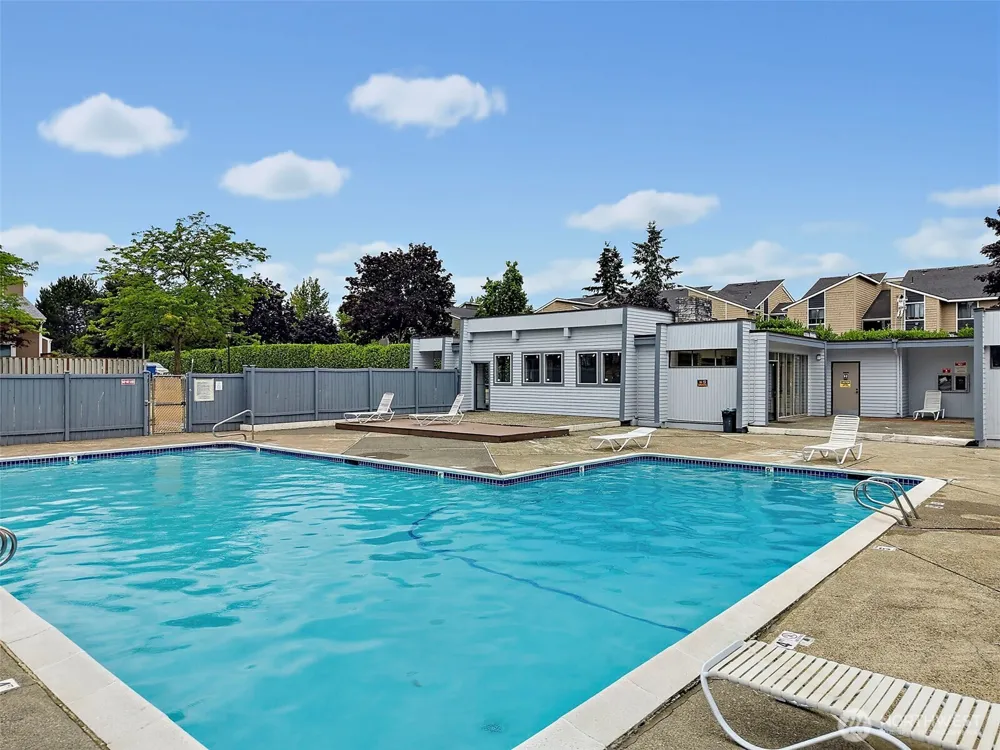25209 108th Avenue SE #L1 Kent, WA 98030