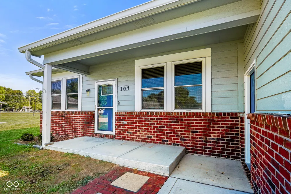107 Weber Court Franklin, IN 46131