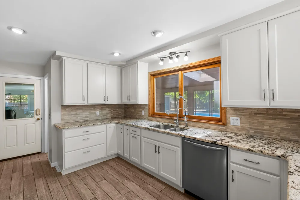 907 East Street Three Rivers, MI 49093