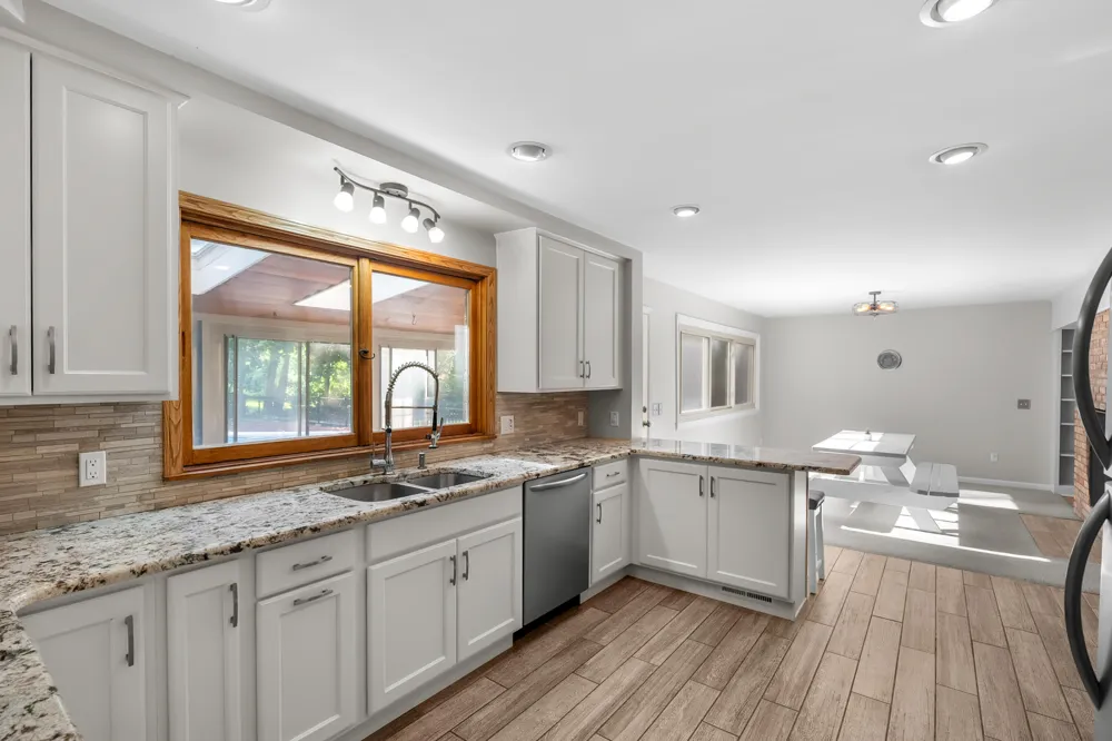907 East Street Three Rivers, MI 49093