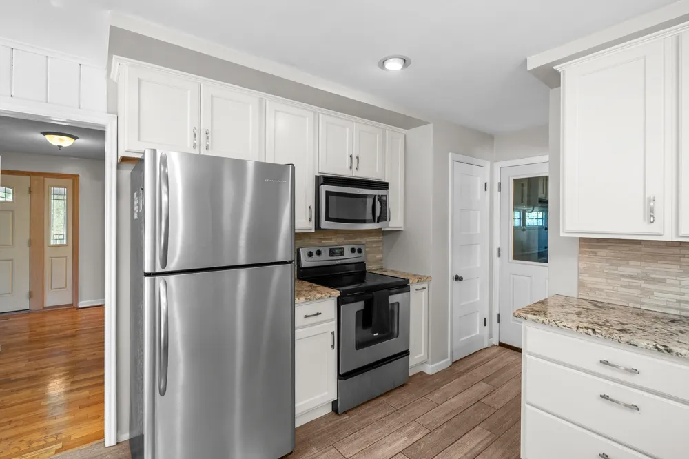 907 East Street Three Rivers, MI 49093