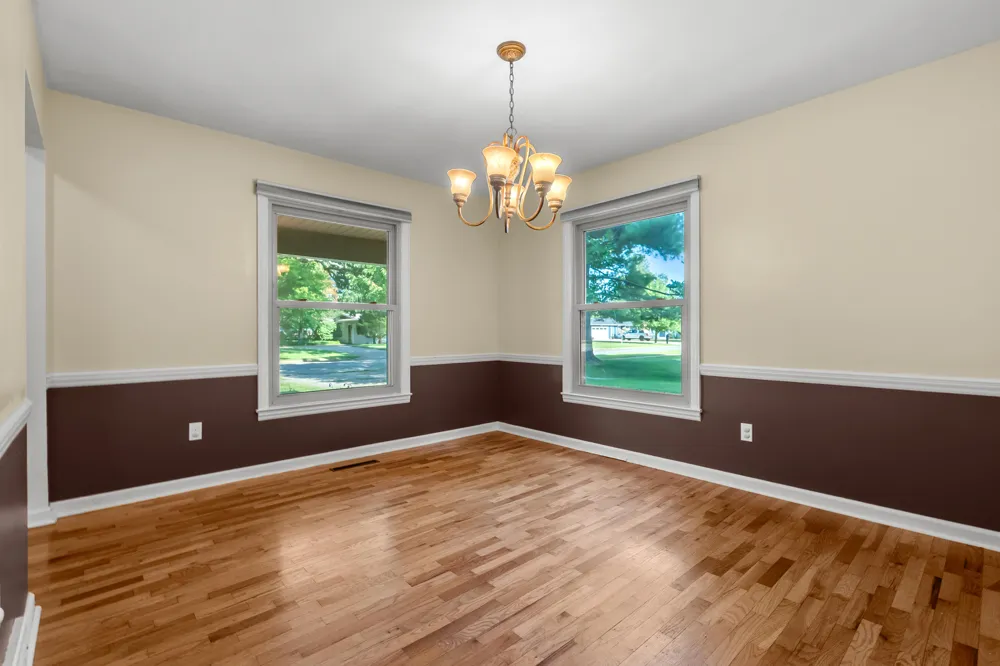 907 East Street Three Rivers, MI 49093